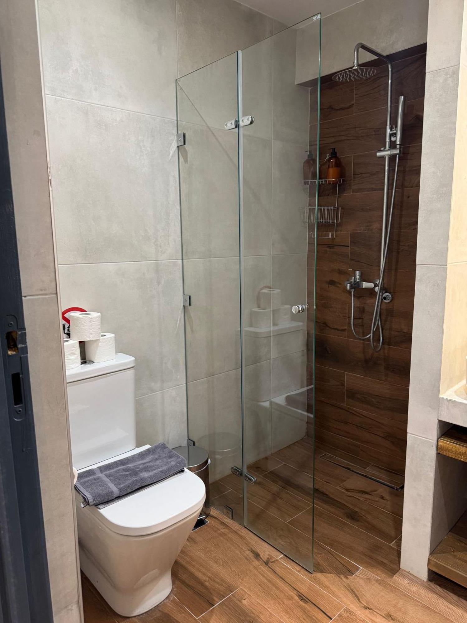 Haris 302 Apartment By Vpn Accomodation Атина Екстериор снимка
